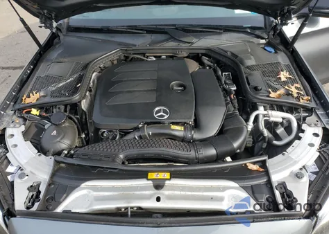 2020 Mercedes-Benz C 300 4Matic z USA, uszkodzony, nr VIN W1KWF8EBXLR573639